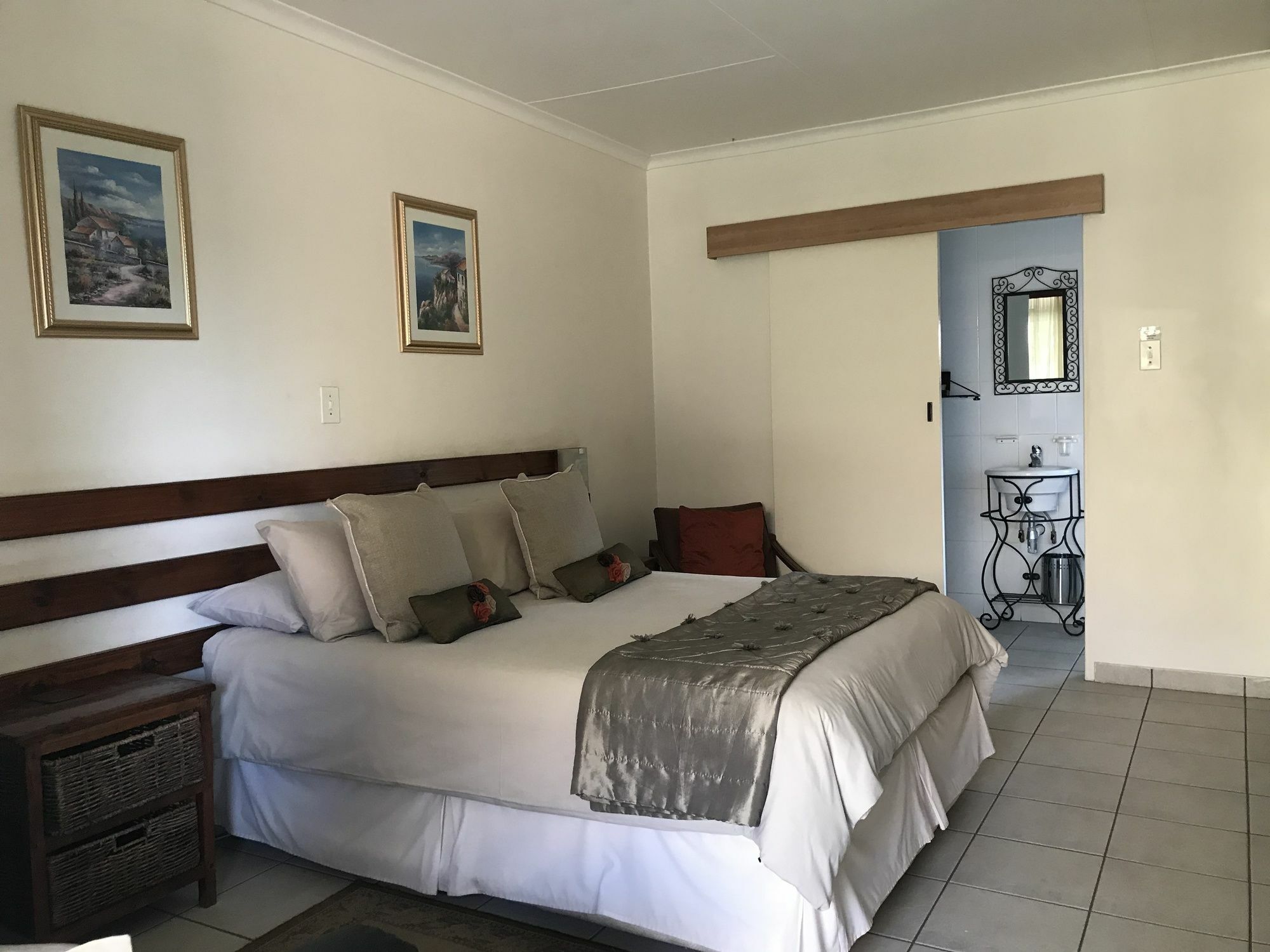 Forget Me Not Guest House eMalahleni Exterior photo
