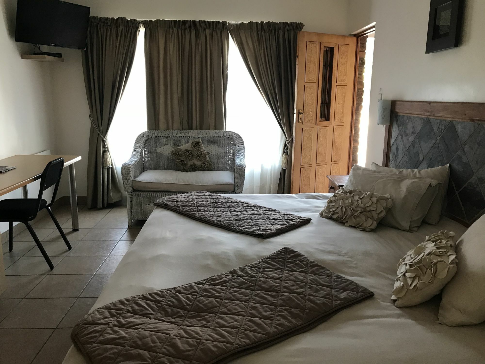 Forget Me Not Guest House eMalahleni Exterior photo